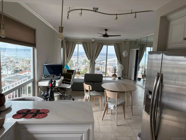 2410 Albatross St. 18, San Diego, CA 92101