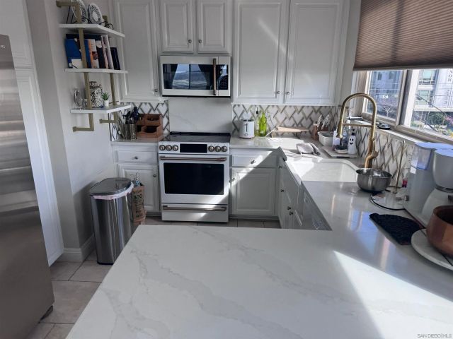 2410 Albatross St. 18, San Diego, CA 92101