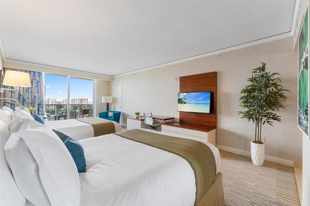 18001 Collins Ave 2001, Sunny Isles Beach, FL 33160