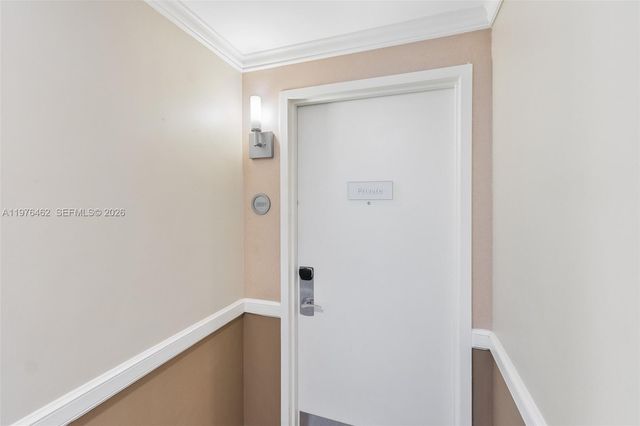 18001 Collins Ave 2001, Sunny Isles Beach, FL 33160