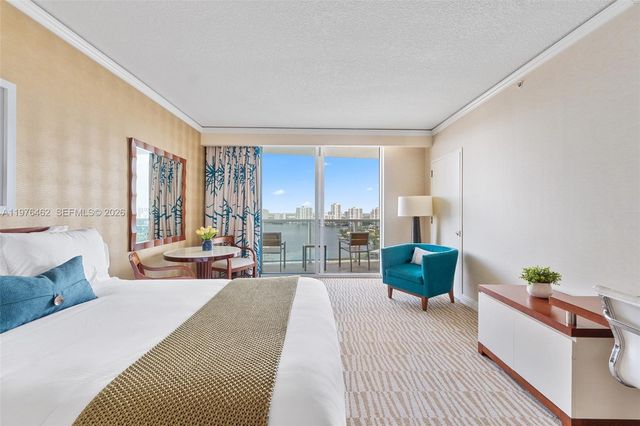 18001 Collins Ave 2001, Sunny Isles Beach, FL 33160