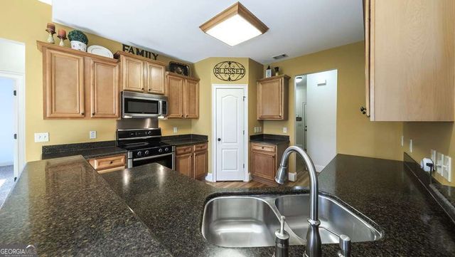 118 Zachary Drive, Carrollton, GA 30117