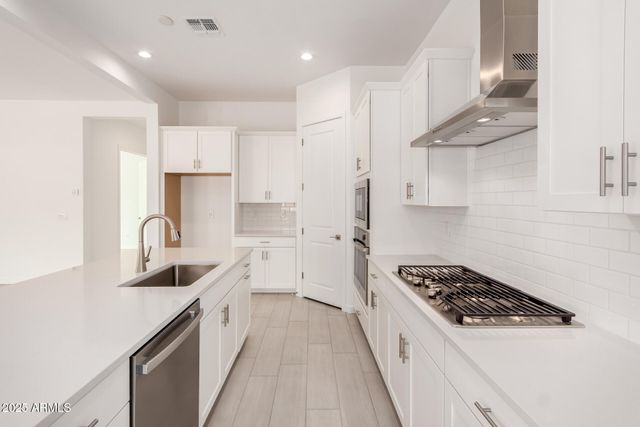 27611 N 176TH Drive, Surprise, AZ 85387