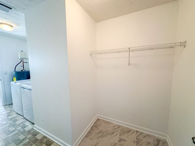 600 Indian Trail, Mccaysville, GA 30555