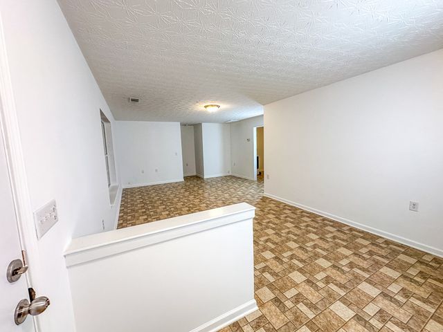 600 Indian Trail, Mccaysville, GA 30555