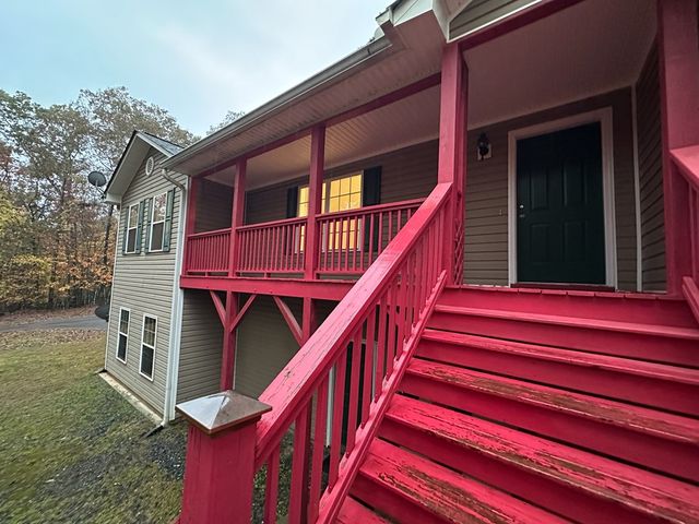 600 Indian Trail, Mccaysville, GA 30555