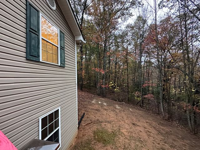600 Indian Trail, Mccaysville, GA 30555