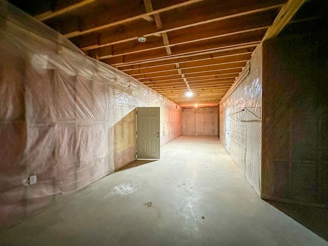 600 Indian Trail, Mccaysville, GA 30555