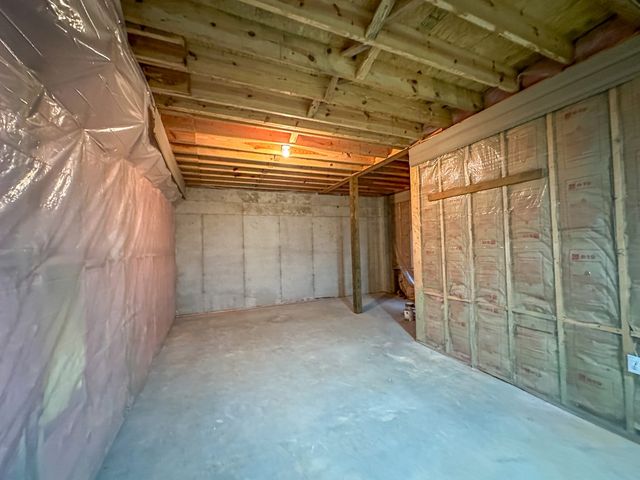 600 Indian Trail, Mccaysville, GA 30555