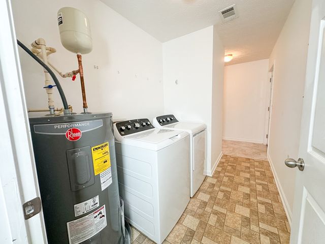 600 Indian Trail, Mccaysville, GA 30555