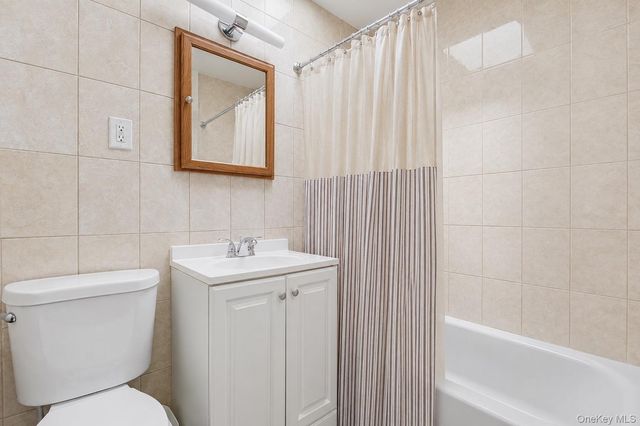253 Robinson Avenue, Bronx, NY 10465