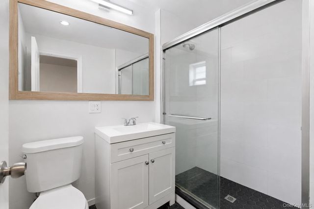 253 Robinson Avenue, Bronx, NY 10465