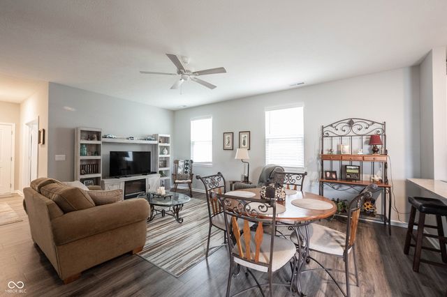 2532 Lamar Drive, Whitestown, IN 46075