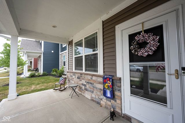 2532 Lamar Drive, Whitestown, IN 46075