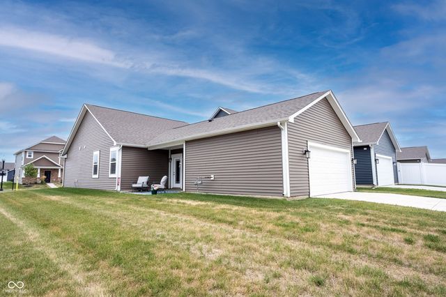 2532 Lamar Drive, Whitestown, IN 46075