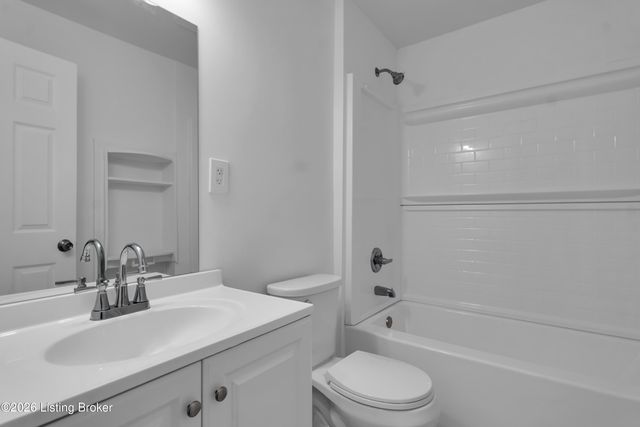 3210 Mildred Dr, Louisville, KY 40216