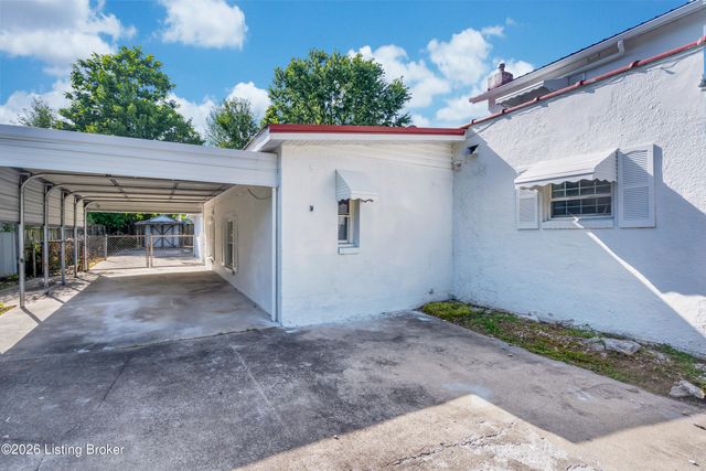 3210 Mildred Dr, Louisville, KY 40216