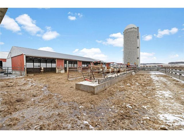 2435 50th Avenue, Elk Mound, WI 54739