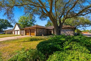 1302 Gentle Bend Drive, Missouri City, TX 77489