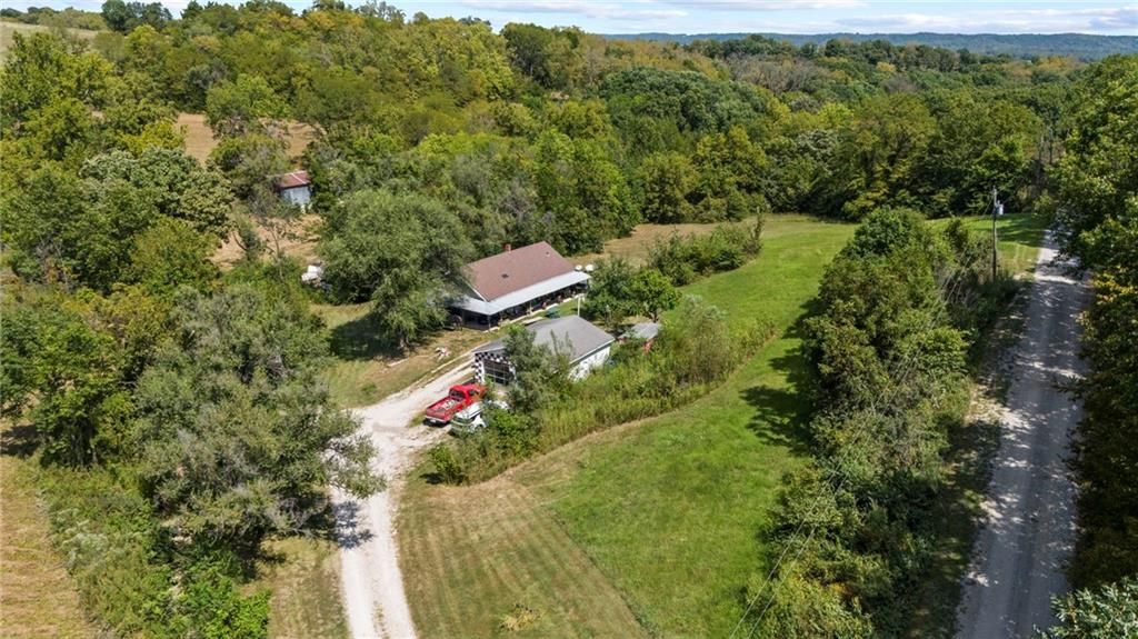 20215 258th Road, Atchison, KS 66002 — exterior