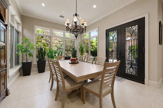 6739 Glendora Avenue, Dallas, TX 75230