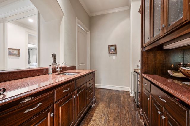 6739 Glendora Avenue, Dallas, TX 75230
