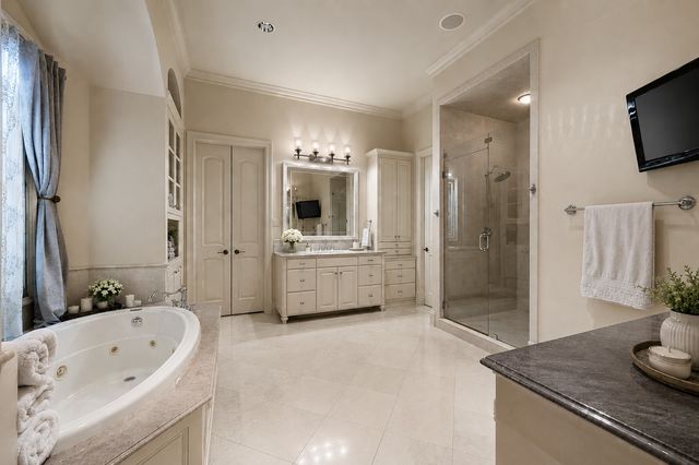 6739 Glendora Avenue, Dallas, TX 75230