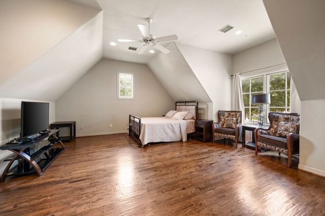 6739 Glendora Avenue, Dallas, TX 75230