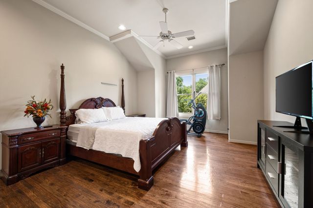 6739 Glendora Avenue, Dallas, TX 75230