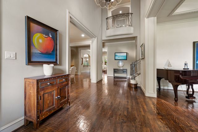 6739 Glendora Avenue, Dallas, TX 75230