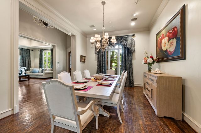 6739 Glendora Avenue, Dallas, TX 75230