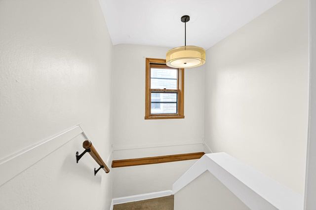 2329 N 89th STREET, Wauwatosa, WI 53226
