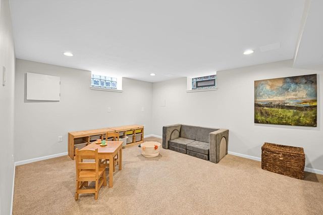 2329 N 89th STREET, Wauwatosa, WI 53226