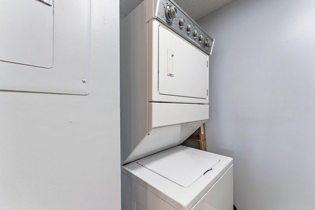 353 S Us Highway 1 A105, Jupiter, FL 33477