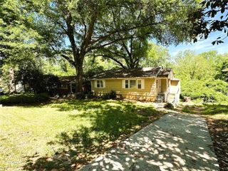 1900 Meadow Lane 1900, Decatur, GA 30032