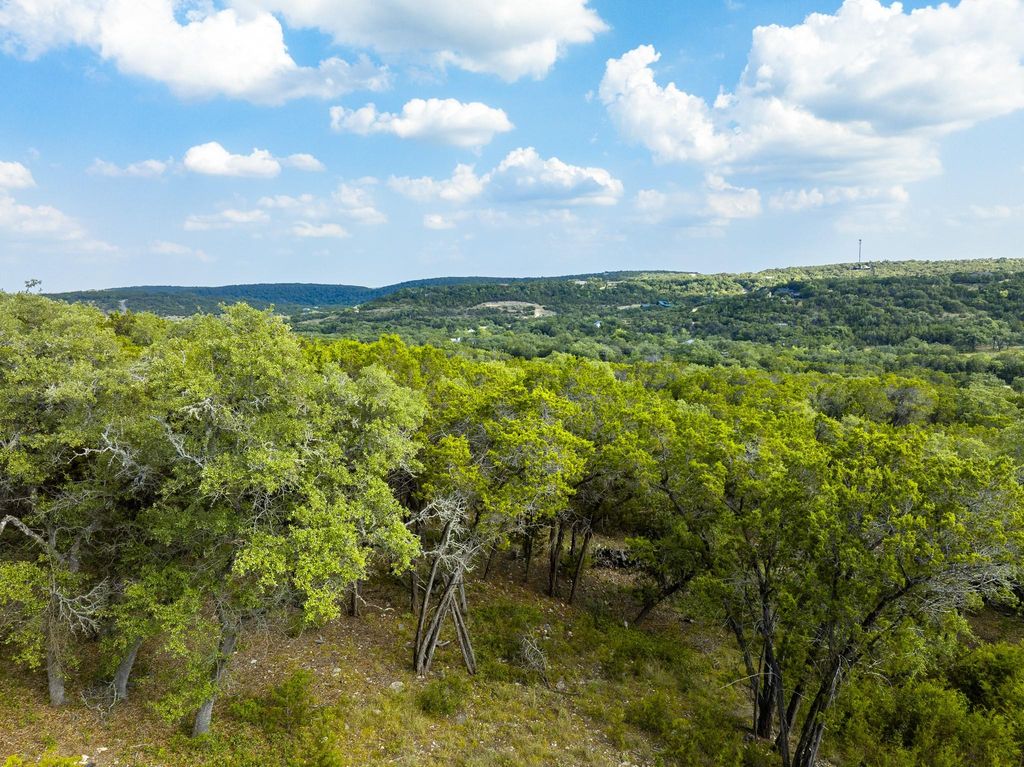 2934 Elm Terrace LN, Wimberley, TX 78676