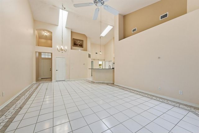 1578 SW Harbour Isles Circle 72, Port St Lucie, FL 34986