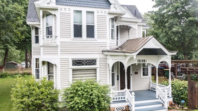 415 GRANITE STREET, Waupaca, WI 54981