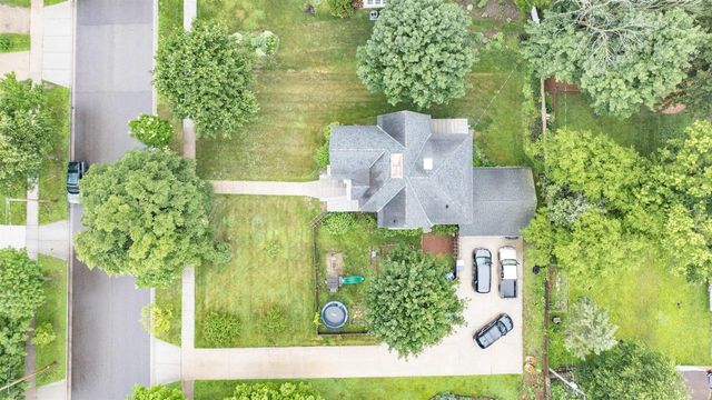 415 GRANITE STREET, Waupaca, WI 54981