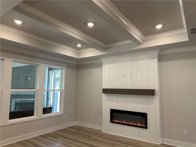 112 Rose Lake Court, Hoschton, GA 30548