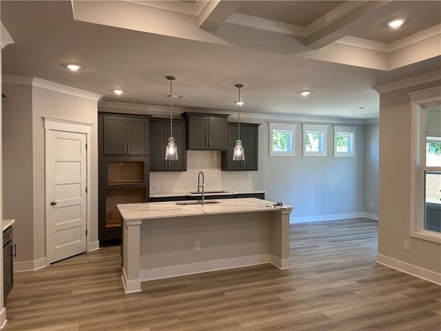 112 Rose Lake Court, Hoschton, GA 30548