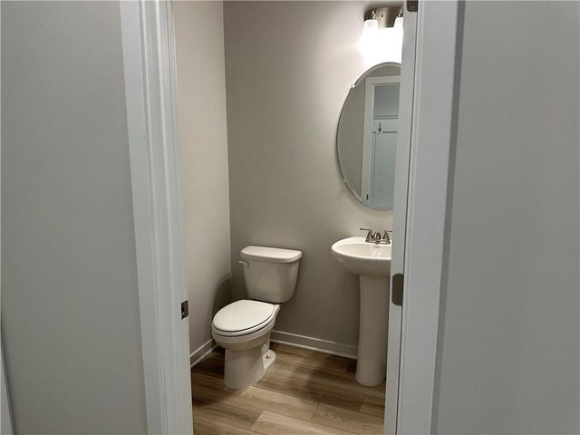 112 Rose Lake Court, Hoschton, GA 30548