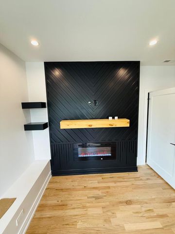 155 N La Crosse Avenue, Chicago, IL 60644