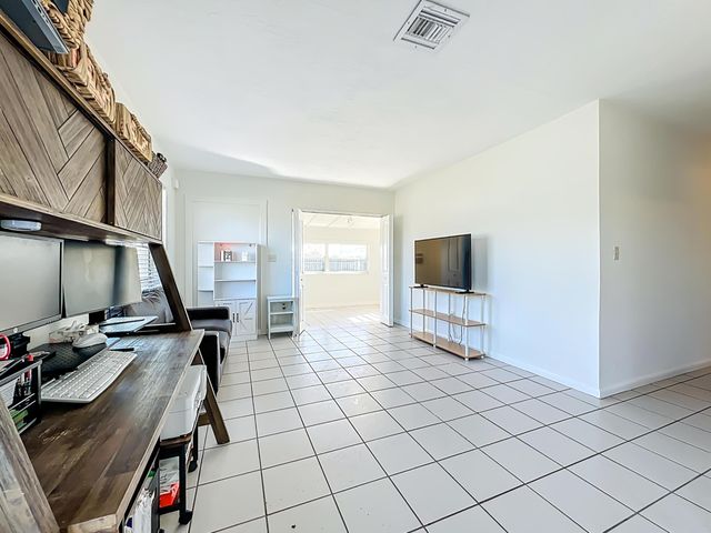 1090 Bianca Drive NE, Palm Bay, FL 32905