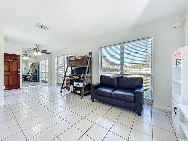 1090 Bianca Drive NE, Palm Bay, FL 32905