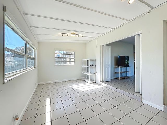 1090 Bianca Drive NE, Palm Bay, FL 32905