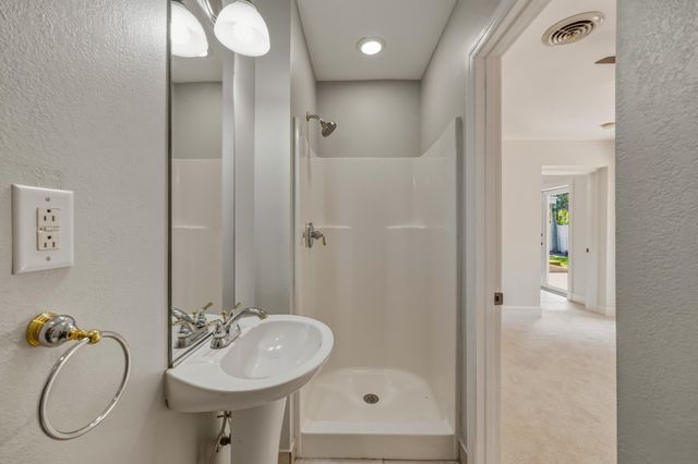 284 Allenwood Drive, Lauderdale-By-The-Sea, Lauderdale By The Sea, FL 33308