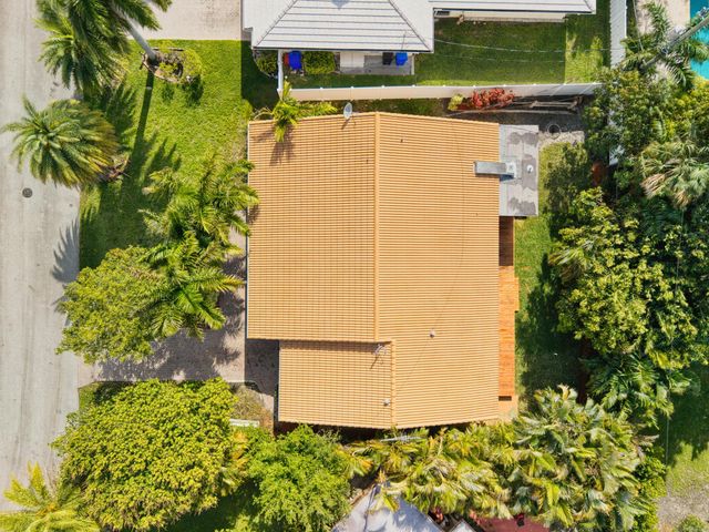 284 Allenwood Drive, Lauderdale-By-The-Sea, Lauderdale By The Sea, FL 33308