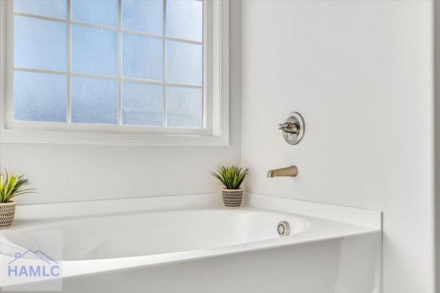 92 Baker Field Lane SE, Ludowici, GA 31316