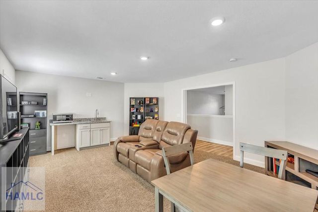 92 Baker Field Lane SE, Ludowici, GA 31316